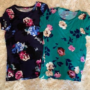 Soft tee shirts! Size small.